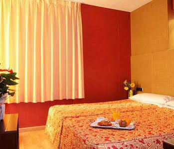 Hotel De Barajas Madri